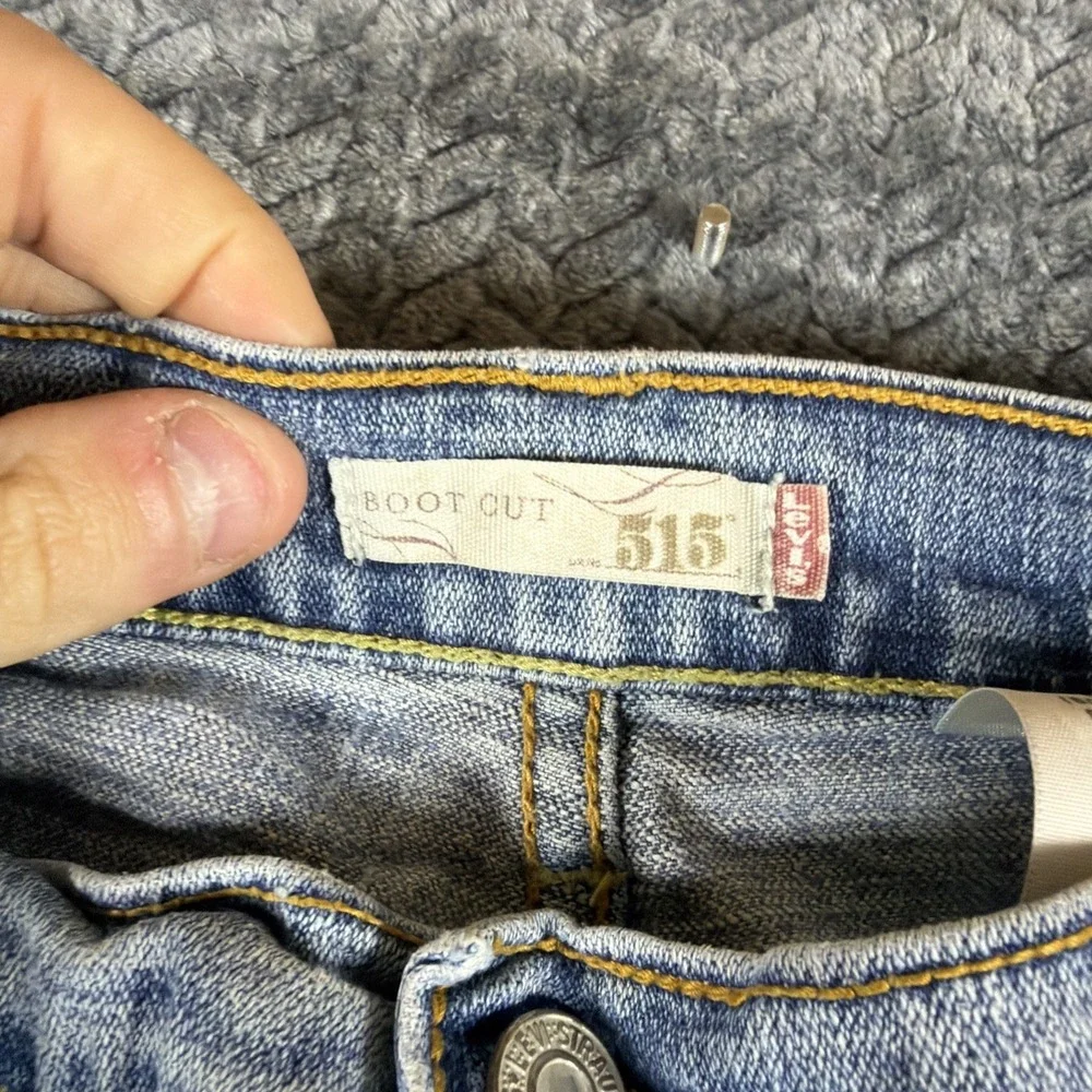 Levi's‎ Women's 515 Boot Cut Jeans Size 16M Light Wash Blue